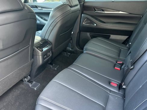 Certified 2025 INFINITI QX60 Sensory AWD/4WD image 15