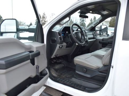 Used 2021 Ford F350 XL w/ Snow Plow Prep Package image 17