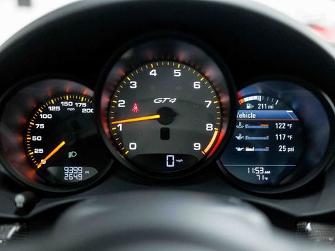 Used 2022 Porsche 718 Cayman GT4 image 58