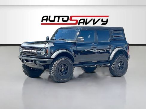 Used 2023 Ford Bronco Wildtrak AWD/4WD image 3