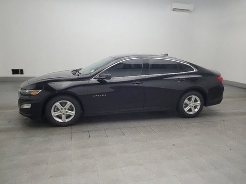 Used 2023 Chevrolet Malibu LS w/ Driver Confidence Package FWD image 2