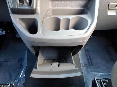 Used 2024 Ford Transit 350 XLT image 23