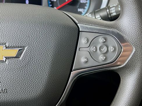 Used 2020 Chevrolet Traverse LS FWD image 33