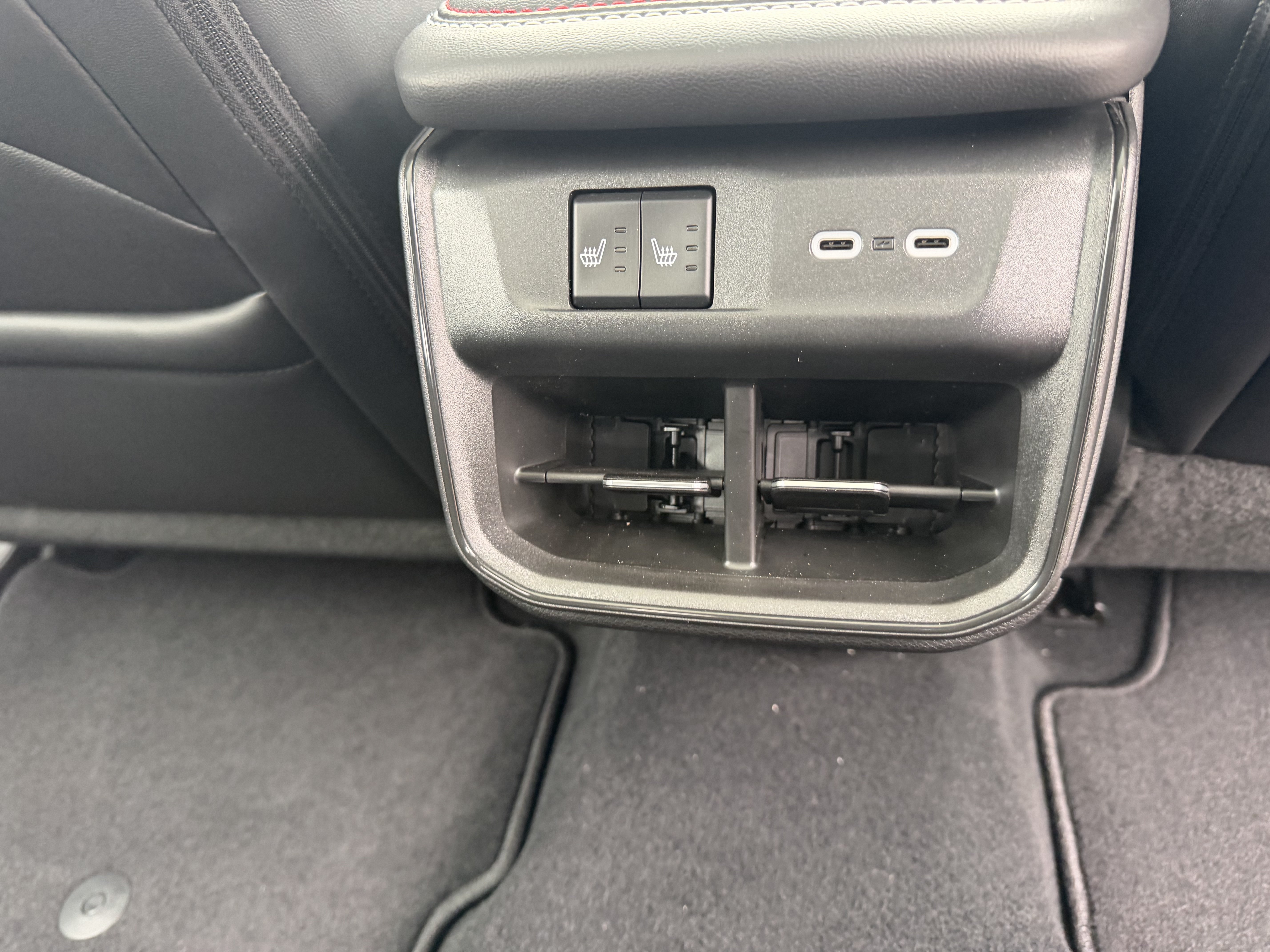 New 2026 Dodge Charger R/T AWD/4WD image 14