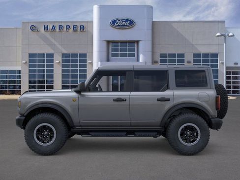 New 2025 Ford Bronco Badlands w/ Sasquatch Package image 3