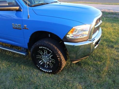 Used 2014 RAM 2500 Tradesman w/ Chrome Appearance Group image 5