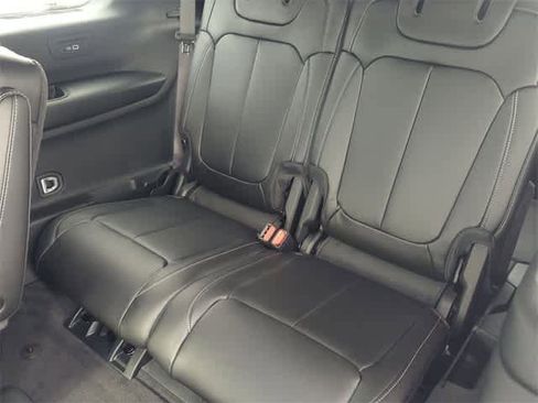 New 2025 Jeep Grand Cherokee L Limited image 21