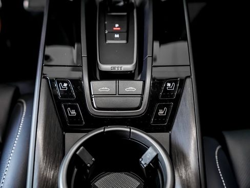 Certified 2025 Porsche 911 Targa 4 GTS image 22