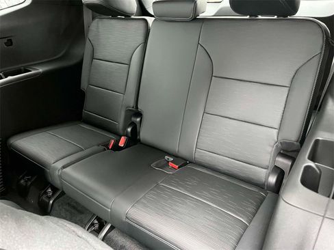 New 2025 Buick Enclave Sport Touring w/ LPO, Floor Liner Package image 17