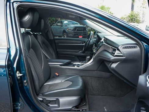 Used 2019 Toyota Camry SE w/ Carpet Mat Package FWD image 35