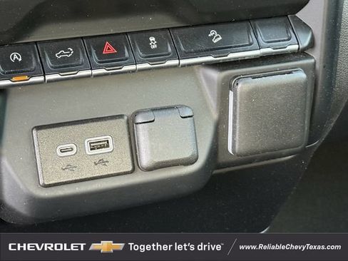 Used 2024 Chevrolet Silverado 1500 Custom Trail Boss w/ LPO, Dark Essentials Package AWD/4WD image 21