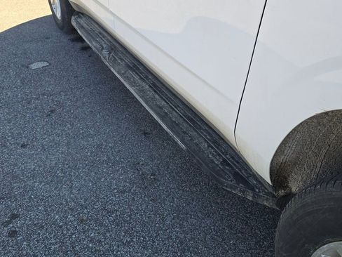 Used 2023 Chevrolet Suburban Premier image 11