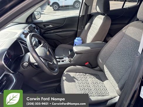 Used 2022 Chevrolet Equinox LT image 11