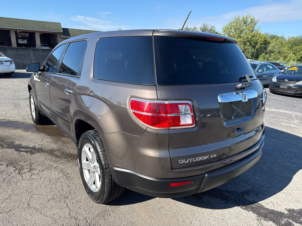 Used 2007 Saturn Outlook XE w/ Advanced Audio Pkg FWD image 8