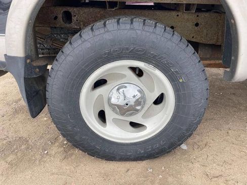 Used 2003 Ford F150 XLT image 16