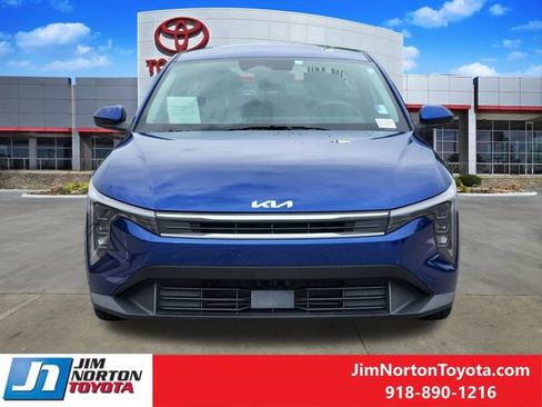 Used 2025 Kia K4 FWD image 2