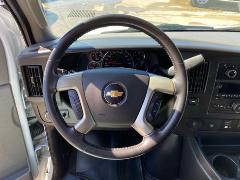 Used 2017 Chevrolet Express 2500 LS image 37