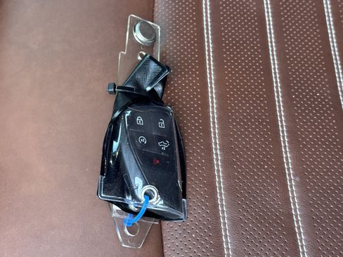 Used 2024 GMC Sierra 2500 Denali Ultimate image 38