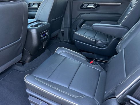 New 2026 Chevrolet Tahoe Premier image 12