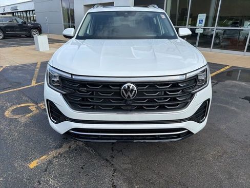 New 2026 Volkswagen Atlas SEL Premium R-Line AWD/4WD image 2