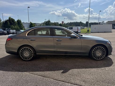Used 2026 Mercedes-Benz C 300 Sedan image 5