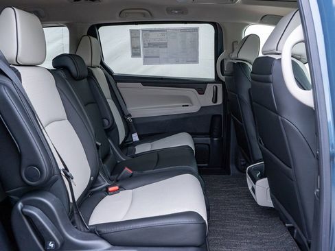 New 2026 Honda Odyssey Elite image 14