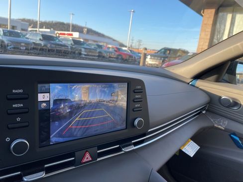 New 2026 Hyundai Elantra SEL Sport image 12