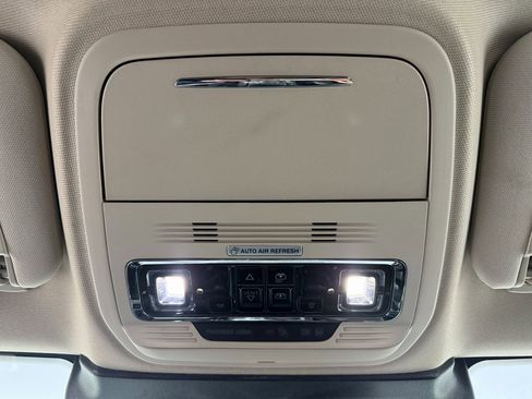 Used 2024 Lincoln Corsair AWD w/ Equipment Group 102A image 24