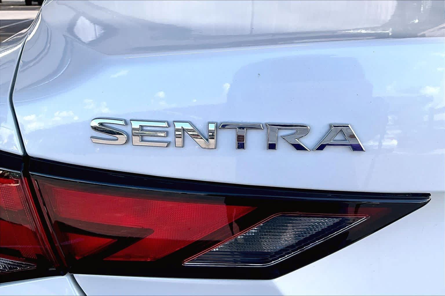 Used 2023 Nissan Sentra SV w/ All-Weather Package FWD image 10