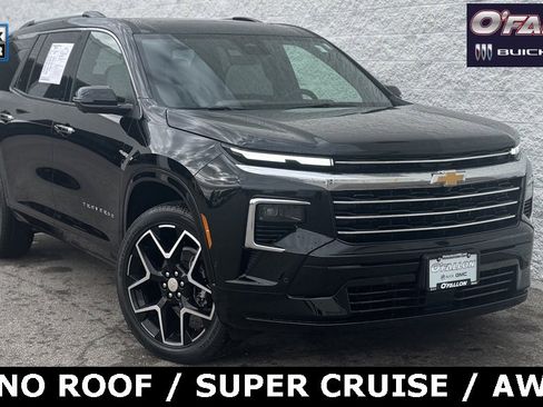 Used 2025 Chevrolet Traverse High Country w/ LPO, Floor Liner Package image 1