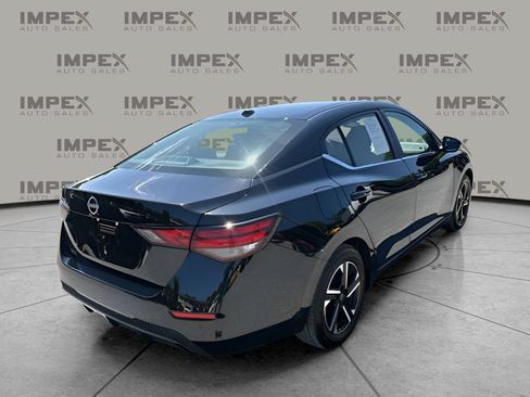 Used 2025 Nissan Sentra SV FWD image 5