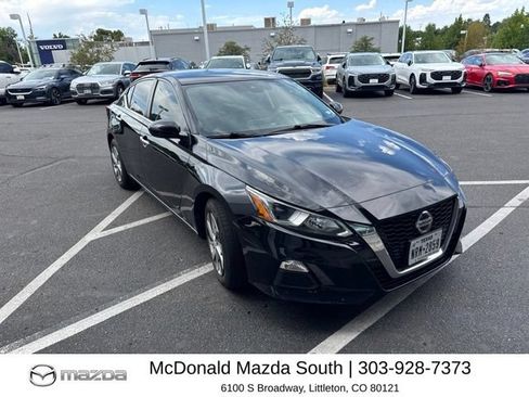 Used 2020 Nissan Altima 2.5 S w/ Driver Assist Package FWD image 2