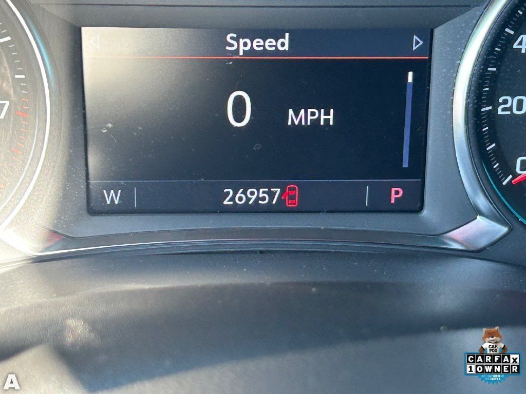 Used 2023 Chevrolet Traverse LT AWD/4WD image 34