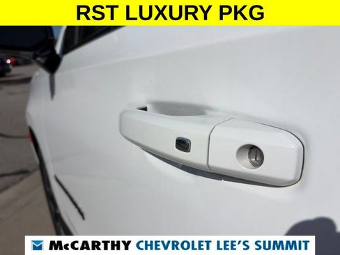 Used 2024 Chevrolet Suburban RST w/ Luxury Package AWD/4WD image 50