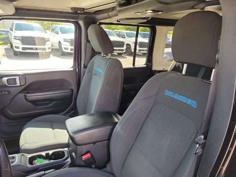 Certified 2021 Jeep Wrangler Unlimited Islander image 14