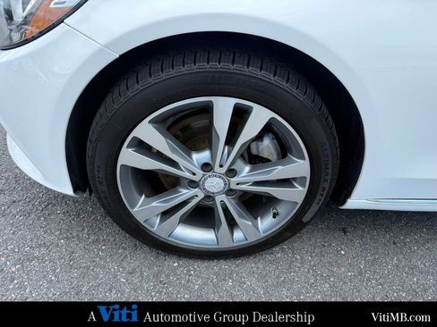 Used 2018 Mercedes-Benz C 300 4MATIC Sedan image 12