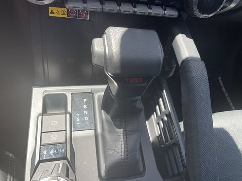 Used 2025 Toyota Tacoma TRD Sport w/ TRD Sport Premium Package AWD/4WD image 15