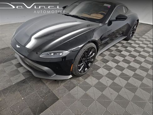 Used 2019 Aston Martin V8 Vantage Coupe RWD image 1