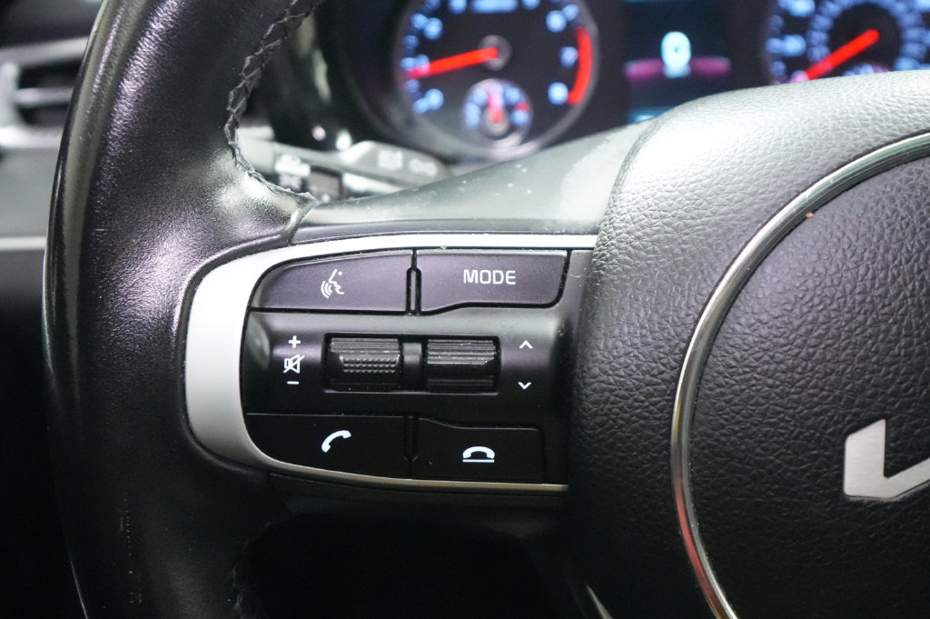 Used 2023 Kia K5 GT-Line FWD image 38