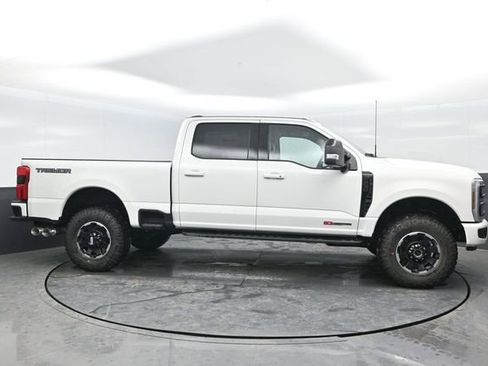 New 2026 Ford F250 Platinum w/ Tremor Off-Road Package image 3