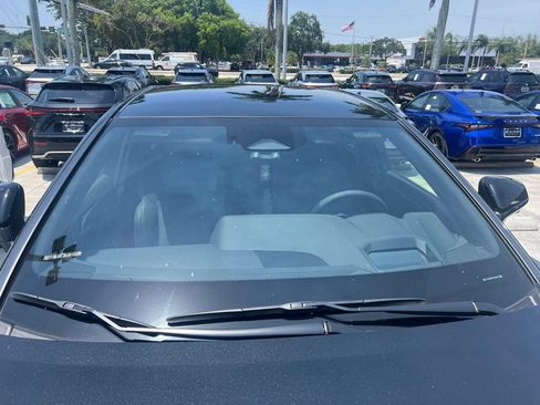 Used 2026 Lexus RZ 450e AWD w/ Technology Package image 9