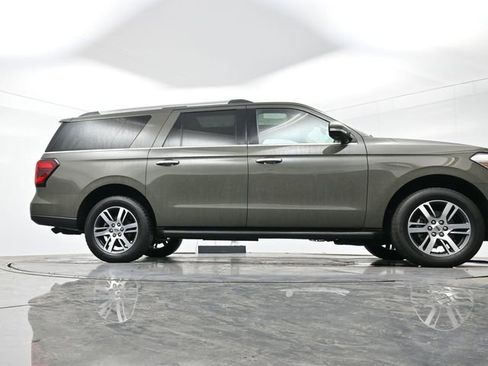 Used 2024 Ford Expedition Max Limited image 31