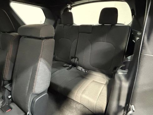 Certified 2025 Honda Pilot Sport image 27