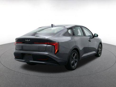 Used 2025 Kia K4 FWD image 9