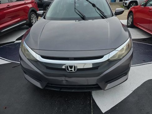 Used 2016 Honda Civic EX image 6