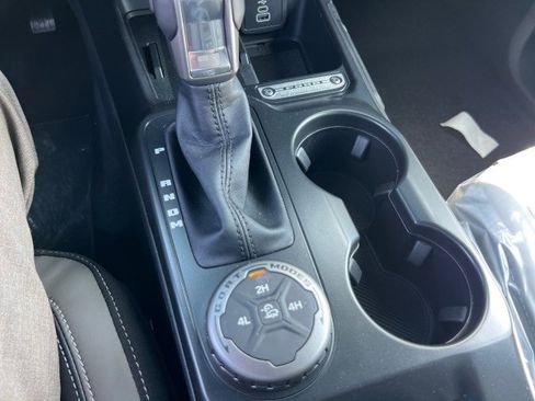 New 2026 Ford Bronco Outer Banks AWD/4WD image 21
