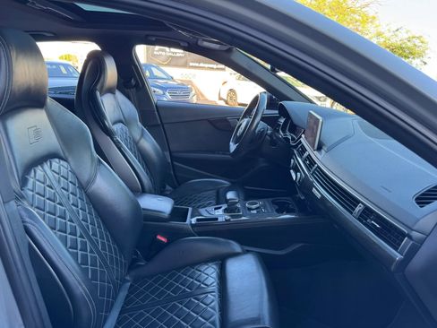 Used 2019 Audi S4 Premium Plus w/ Premium Plus Package AWD/4WD image 35