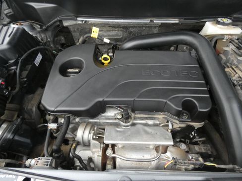 Used 2024 Chevrolet Equinox LT image 18