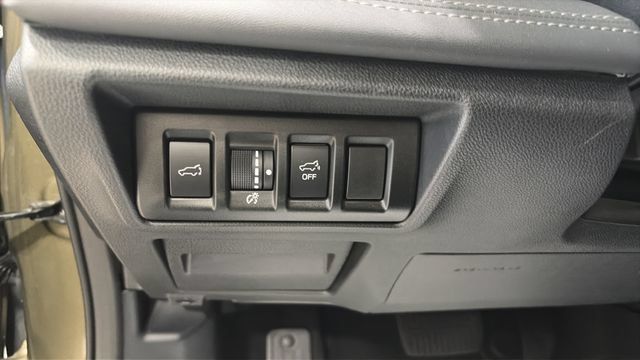Certified 2023 Subaru Outback Touring XT AWD/4WD image 32