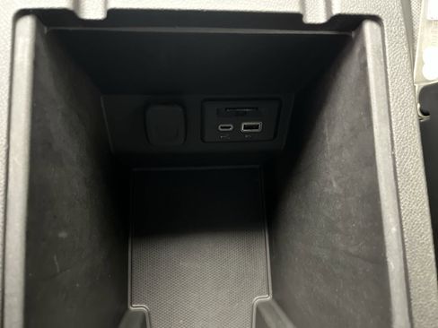 Certified 2022 Chevrolet Blazer Premier image 27